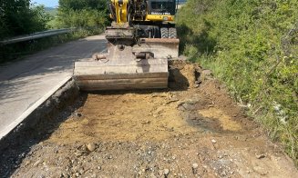 Reparații pe un nou drum județean din Cluj. Se astupă gropile