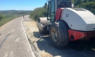 Reparații pe un nou drum județean din Cluj. Se astupă gropile