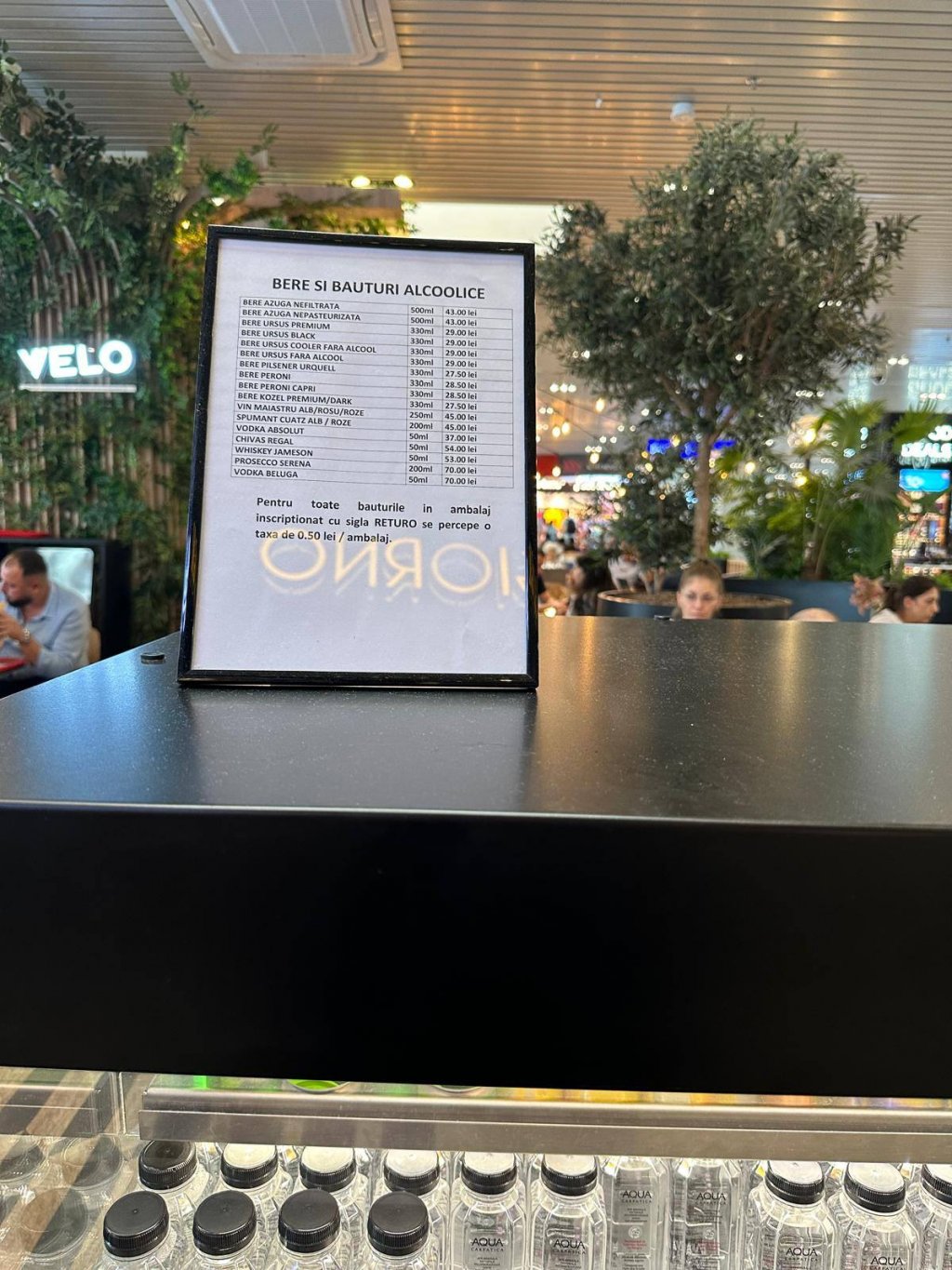 Alin Tișe, indignat de prețurile din aeroport: „E România în miniatură: politruci fără nicio rușine, sinecuri fabricate birouri luxoase”