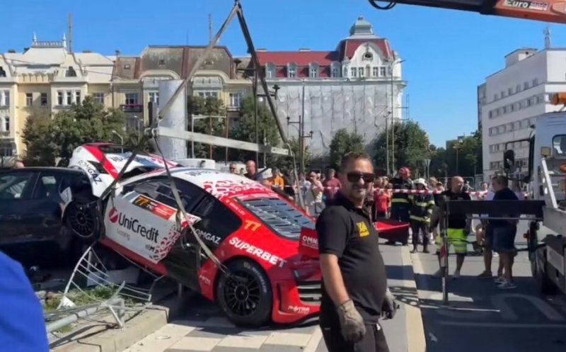 Fiul lui Mihai Leu, accident la Super Rally Timișoara. Mașina de concurs a tatălui său a fost grav avariată / Cum s-a produs accidentul