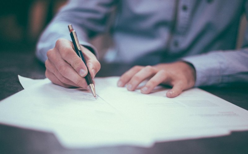 BAC-ul de toamnă 2025. A început seria examenelor scrise. Luni, proba la Limba și literatura română