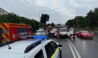 Accident rutier GRAV pe Calea Turzii din Cluj: Trei tineri au fost transportați la spital