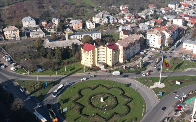 Atenție la trafic: Lucrări de remediere în Piața Romană din Turda