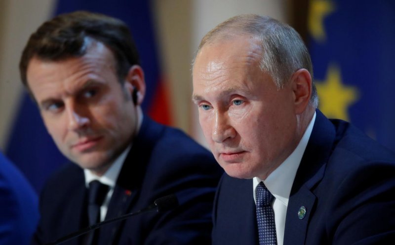Macron: 'Să nu fim naivi! Putin e o amenințare pentru europeni, e un prădător la ușile noastre care rareori și-a respectat angajamentele'
