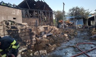 Intervenție de peste 8 ore la stingerea unui INCENDIU în județul Cluj