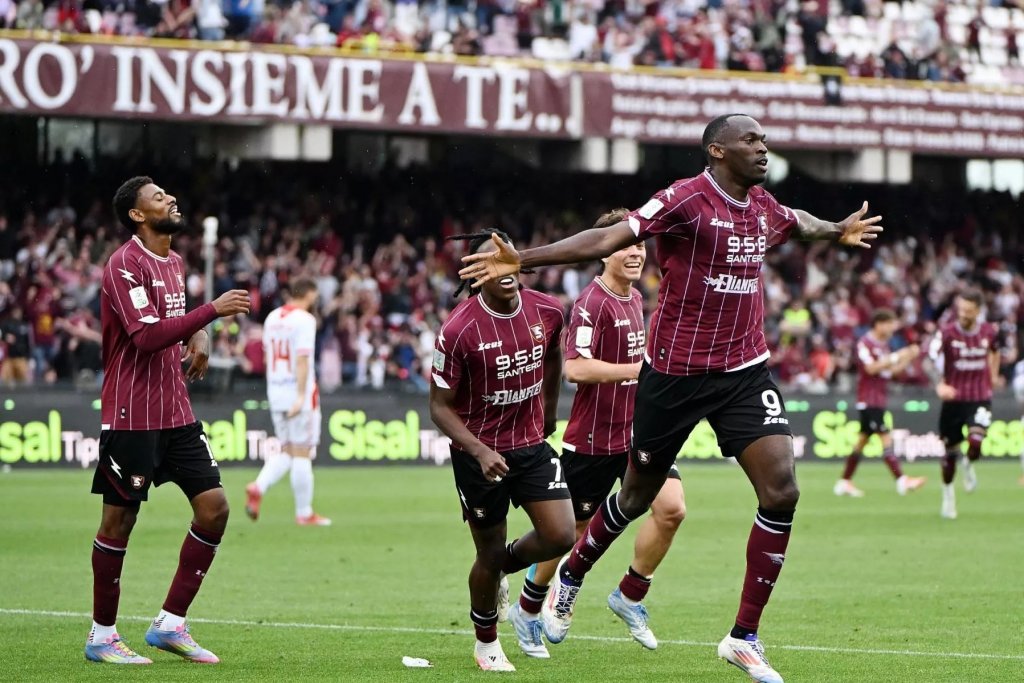 CFR Cluj încearcă o lovitură în mercato. Un atacant cu peste 100 de meciuri în Serie A e așteptat în Gruia
