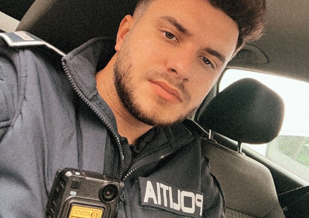 Cine este polițistul care l-a ”săltat” pe bătăușul nepalezului ”invadator” / ”Felicitări, tinere! Ai făcut România un picuț mai bună! Chiar are nevoie...”
