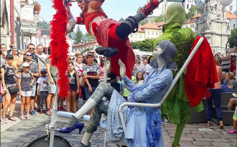 Spectacole din șase țări în centrul Clujului, la WonderPuck 9