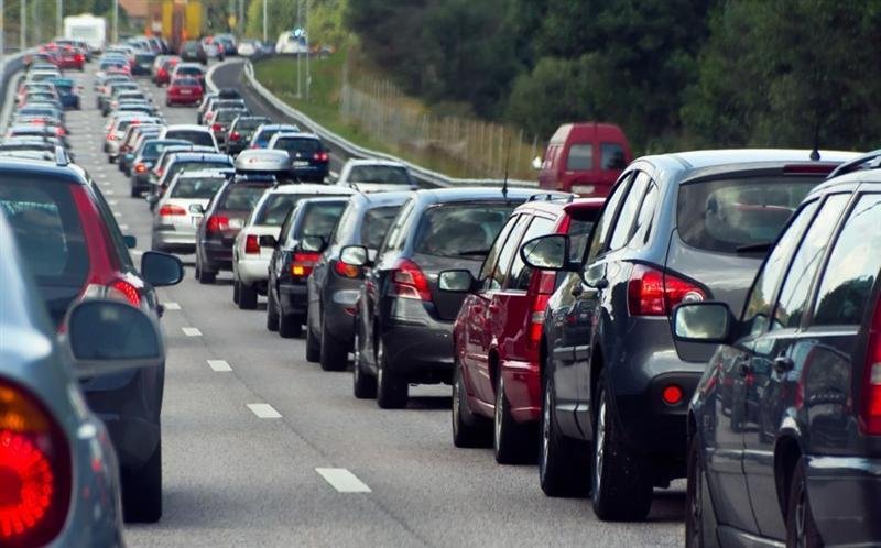 Guvernul majorează rovinieta și taxele de pod. Amenzile se dublează