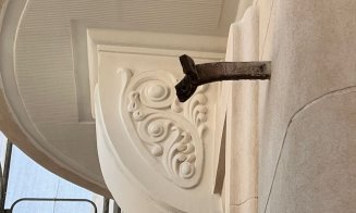 Transformare spectaculoasă a Palatului Administrativ din Cluj: Ferestrele vechi de peste 100 de ani, restaurate cu tehnici speciale
