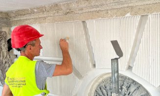 Transformare spectaculoasă a Palatului Administrativ din Cluj: Ferestrele vechi de peste 100 de ani, restaurate cu tehnici speciale