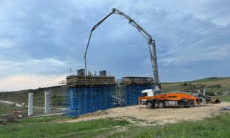 Autostrada Transilvania: Peste 300 de muncitori mobilizați pe un lot unde se construiesc două mari viaducte / Când va fi gata