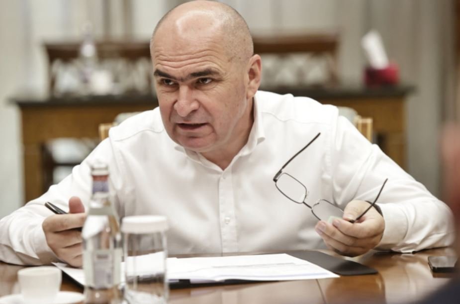 Bolojan: Nivelul de salarizare din educație nu este cel pe care mi-l doresc, dar asta poate România acum/ Când ar putea analiza "serios" guvernul o majorare
