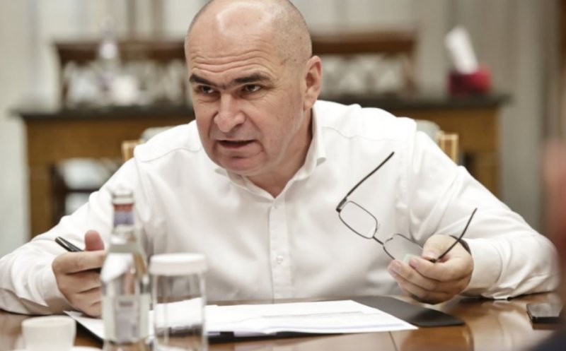 Bolojan: Nivelul de salarizare din educație nu este cel pe care mi-l doresc, dar asta poate România acum/ Când ar putea analiza "serios" guvernul o majorare