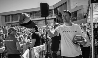 Activist conservator american, adversar al mișcării ”woke” și susținător al lui Trump, ucis de un lunetist, în timpul unui eveniment din campusul Universității Utah