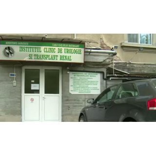 Institutul de Urologie și Transplant Renal din Cluj cere sprijin pentru repararea acoperișului: "Măcar să ne asigurăm că ploaia nu intră peste pacienți și medici"