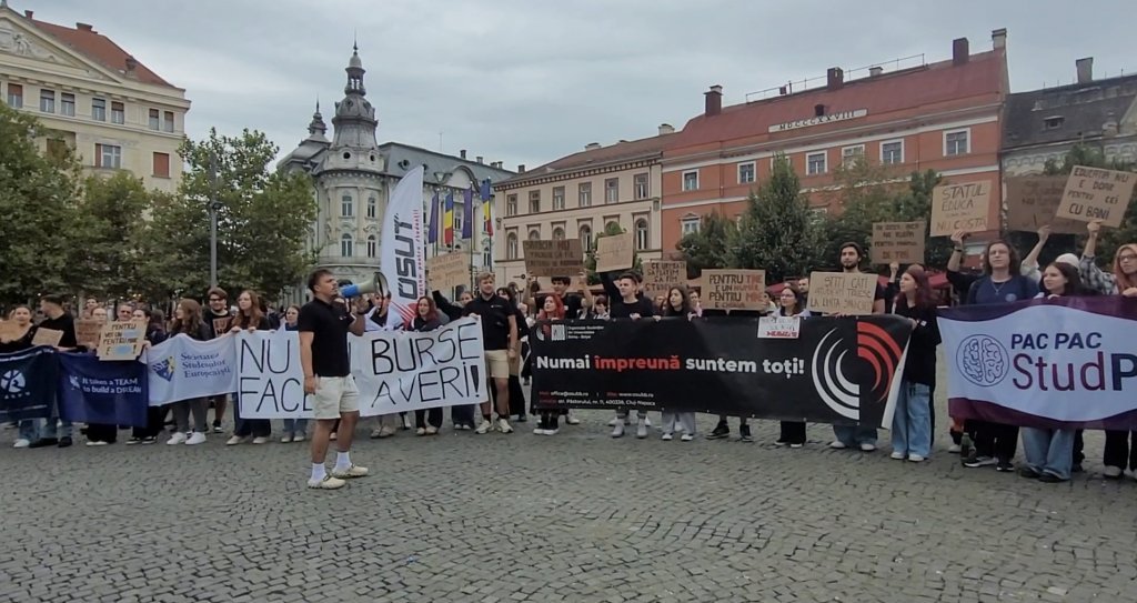 Studenții anunță proteste în toată țara. ANOSR: "Educația plătește pentru guvernări mediocre?"