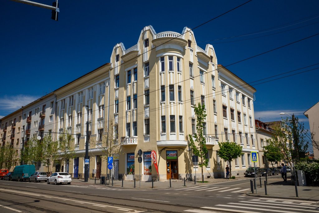 O nouă viață pentru clădirile din centrul istoric al Clujului. Peste 1.000 de fațade și-au recăpătat strălucirea în ultimii ani