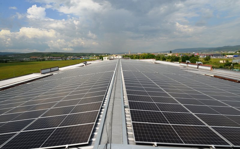 Câți bani a produs până acum Parcul fotovoltaic recent inaugurat la Piața Agro Transilvania din Dezmir