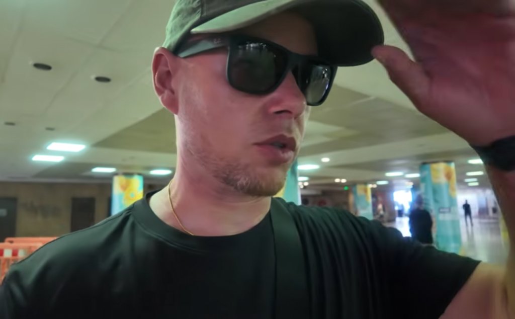 Vlogger britanic, cucerit de România: "Wow, ok. Nu mă așteptam să fie așa. E pur și simplu relaxare, frate"/ Ce spune despre Cluj