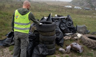Cluj: S-au strâns zeci de tone de gunoaie în tot județul