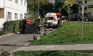 SINUCIDERE în Cluj-Napoca: S-a aruncat de la etajul 9 exact în fața unui mare loc de joacă pentru copii