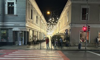 ”Seara trecută mă plimbam prin Cluj. Am obiceiul să vorbesc cu oamenii locului, să le ascult poveștile...” / „Boss, eu sunt născut în Colentina. M-am mutat aici acum 5 ani. Nu-mi place deloc”