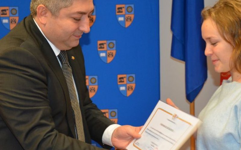 10.000 de lei pentru elevii de 10 de la Evaluarea Națională. Tișe: "Ca-n fiecare an, Consiliul Județean premiază excelența și rezultatele excepționale"