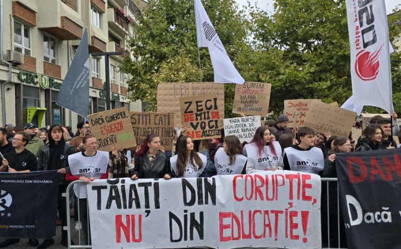 An universitar început cu protest la Cluj. Ce îi nemulțumește pe studenți