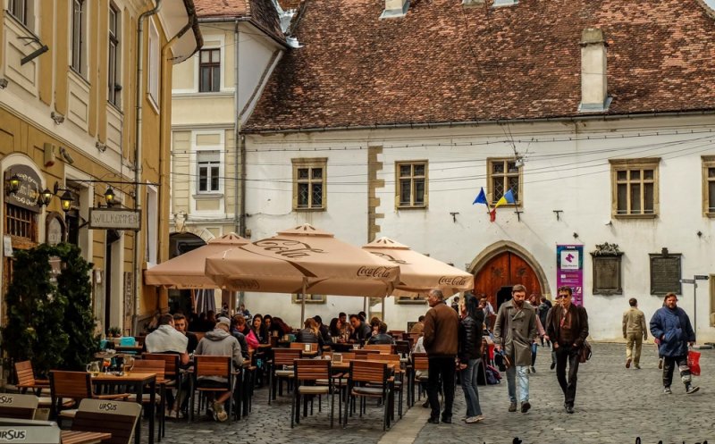 De ce vin turiștii la Cluj-Napoca și cât costă un city break