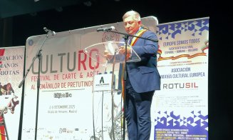 Alin Tișe le-a vorbit în spaniolă românilor din zona Madrid: "Damas, caballeros, queridos compatriotas..."