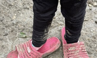 Campania „Pentru copiii în șlapi” merge mai departe: "Fiecare gheată îmblănită pusă pe picioarele unui copil e o victorie tăcută!"