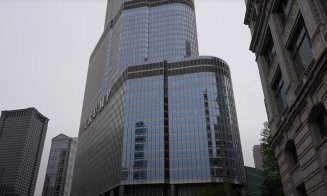 Cât costă MICII românești, la hotelul lui Trump din Chicago / „HaiHui în Doi”: ”Se simte gustul copilăriei, gustul României! Sunt excelenți!!!”