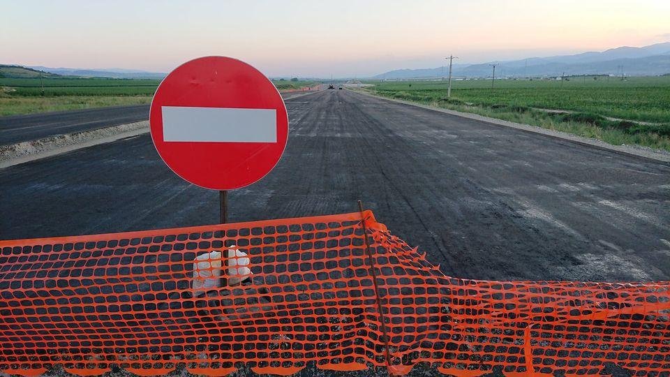 Câţi kilometri de autostradă şi drum expres are România în lucru. Anunțul Ministerului Transporturilor