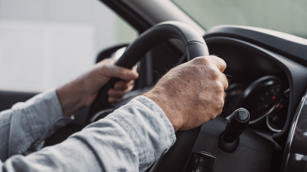 MAI anunță noi reguli pe care toți șoferii trebuie să le știe: Camerele de supraveghere vor fi integrate în sistemul e-Sigur, iar amenzile vor fi emise automat