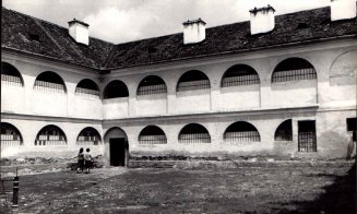 Imobilul e cunoscut sub numele de vechiul penitenciar. Tu știi unde e în Cluj-Napoca?