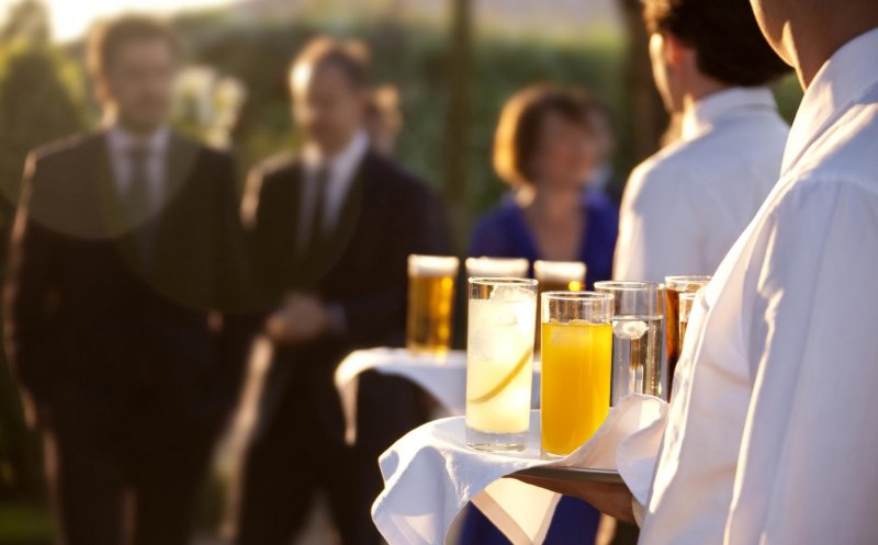 TVA-ul în HoReCa, analizat de Guvern: Decizia se va lua la începutul lunii noiembrie