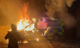 După ce în iunie o tentativă de VIOL comisă de doi adolescenți români a declanşat IADUL rasial şi anti-imigraţie în Irlanda de Nord, povestea se repetă. Un imigrant solicitant de azil a agresat sexual o fetiță de 10 ani