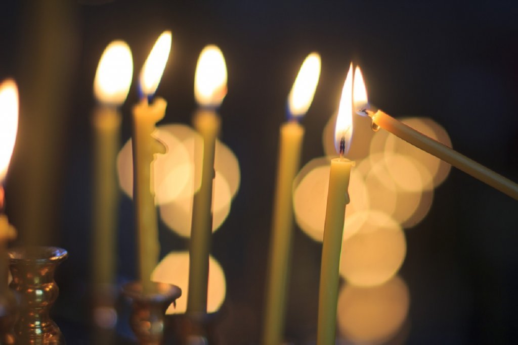 Moșii de toamnă. Ce trebuie să faci de Sâmbăta Morţilor dacă vrei să ai noroc