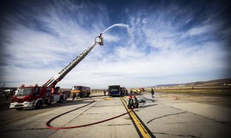 Alarmă la Aeroportul Cluj: autospeciale în acțiune pentru simularea unui accident aviatic cu victime multiple. Când va avea loc