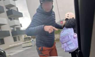Trotinetist din Cluj, care și-a pus fiica în pericol, amenințări cu moartea la adresa celui care l-a atenționat / Îl va vizita și Protecția Copilului