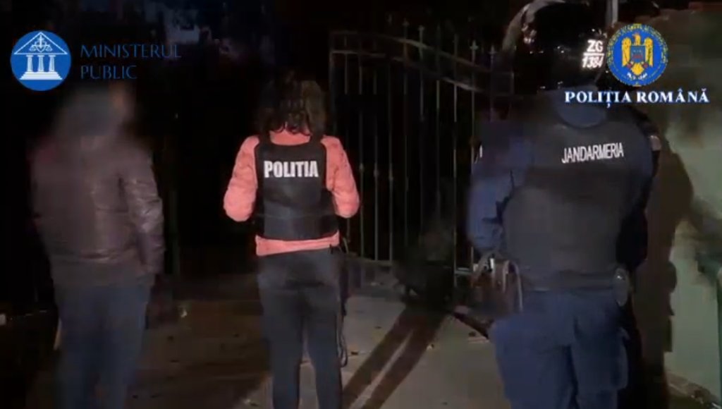 Percheziție în Cluj: contracte false semnate digital „în numele altora”