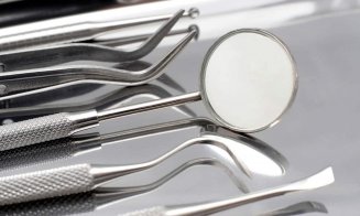 Tatăl fetiței care a murit pe scaunul stomatologic spune că medicul a fost anunţat că unele analize nu erau în limite