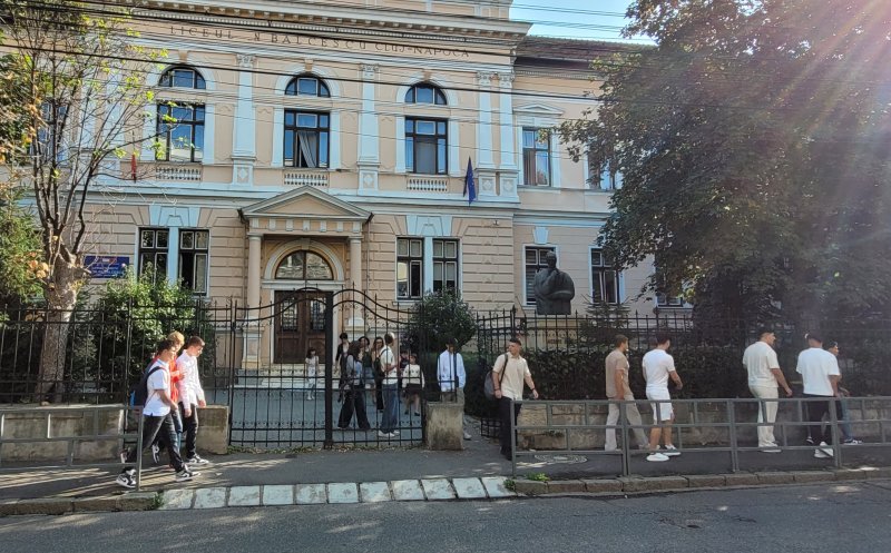 Cazul copilului de la Bălcescu, ajuns la UPU cu degetul rupt. Daniel David cere verificări după incidentul de la prestigiosul liceu din Cluj