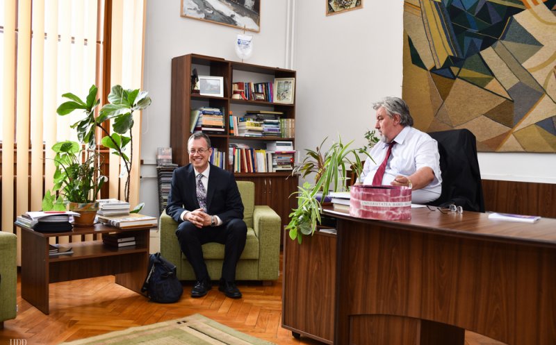 Una dintre cele mai valoroase companii private din lume, cofondată de români, dintre care unul cu titlu de doctor la Cluj, vizează o evaluare de peste 130 miliarde dolari