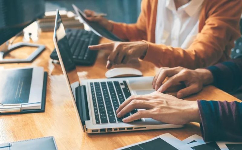 Pană masivă pe internet! Prăbușirea Cloudflare a blocat accesul la zeci de site-uri, inclusiv X