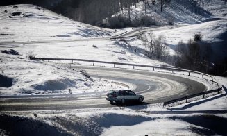 Ninge pe Transalpina! Au intrat utilajele de deszăpezire