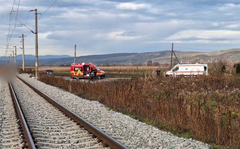 Accident grav de munca în Cluj: doi bărbați răniți în timp ce manipulau o șină de cale ferată