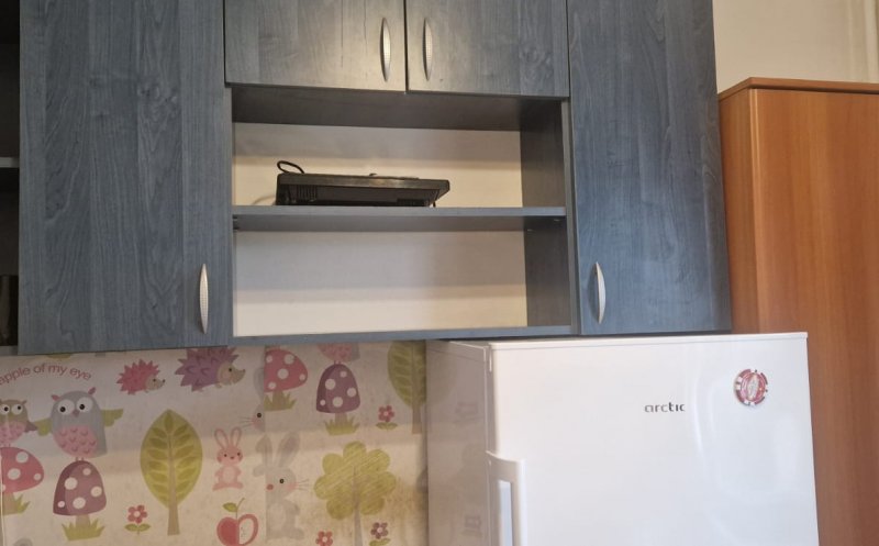 Garsonieră de 12 mp în Cluj-Napoca. Locuința minusculă stârnește reacții dure: „Pe bune?” / „De groază”. Cât costă