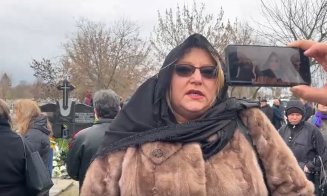 Șoșoacă s-a folosit de înmormântarea doctoriței Flavia Groșan pentru a relua teoriile conspiraționiste din pandemia de COVID-19